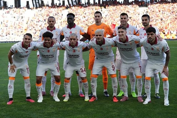 Frankfurt-Galatasaray maçının sonucu tahmin edildi! Cimbom için şaşırtan olasılık...